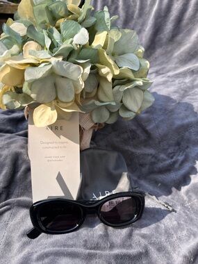 NWT AIRE Calisto Black Oval Sunglasses - 90s Style